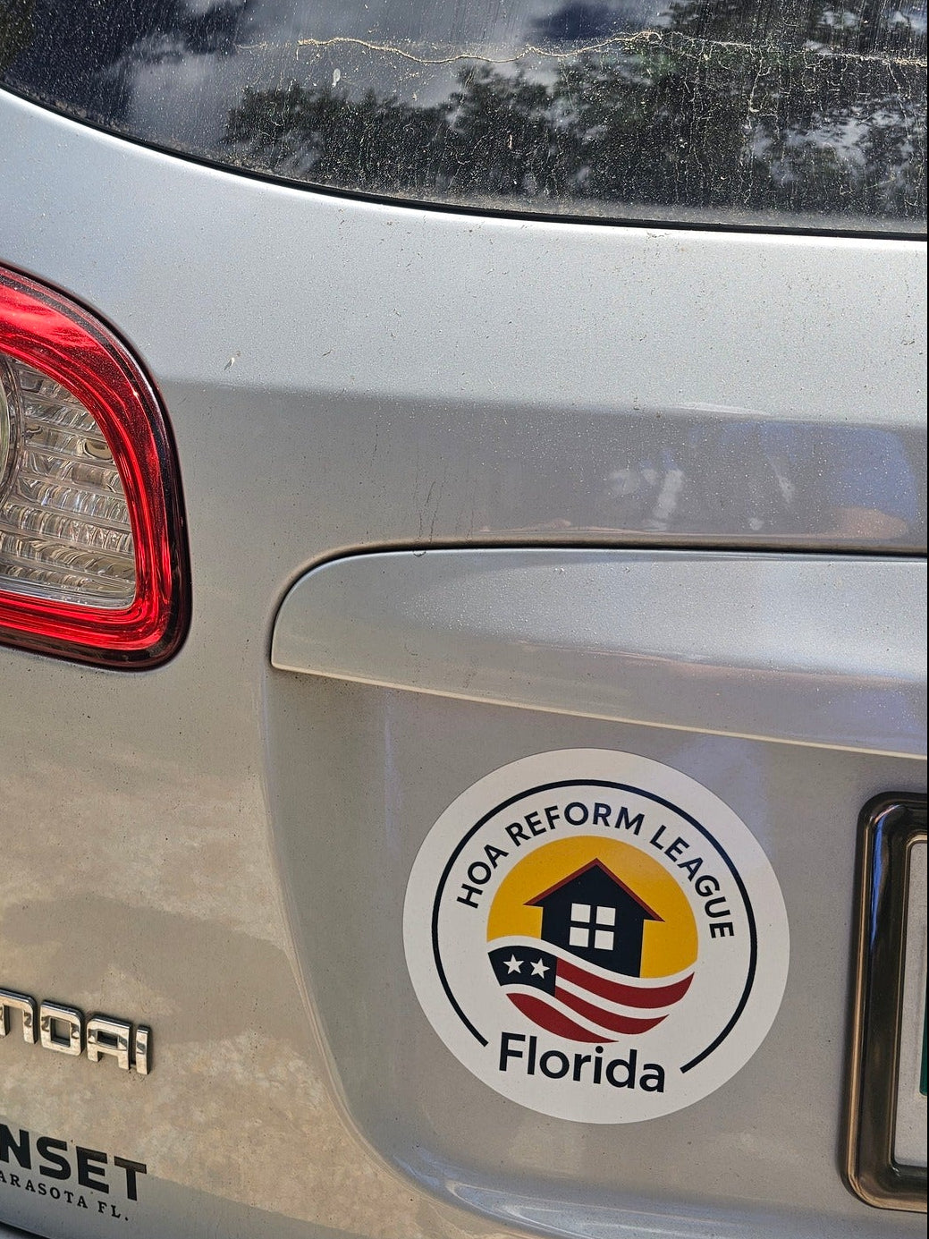 6" sticker on SUV